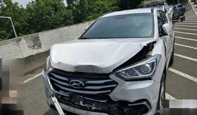 
								HYUNDAI SANTA FE full									