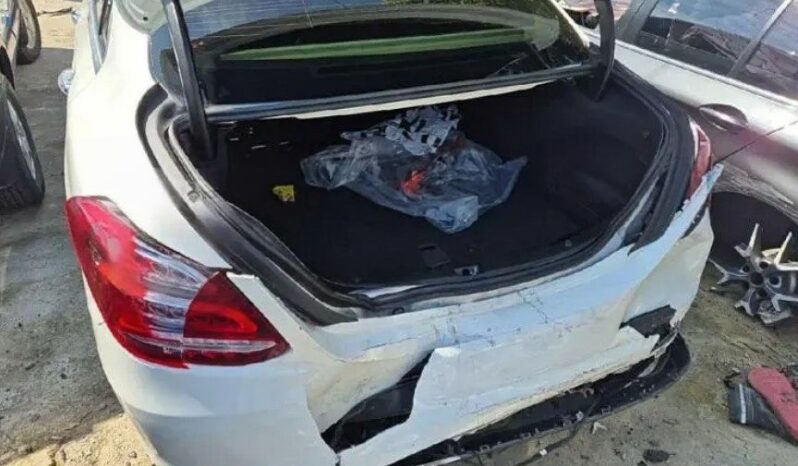 
								MERCEDES BENZ C 200d full									