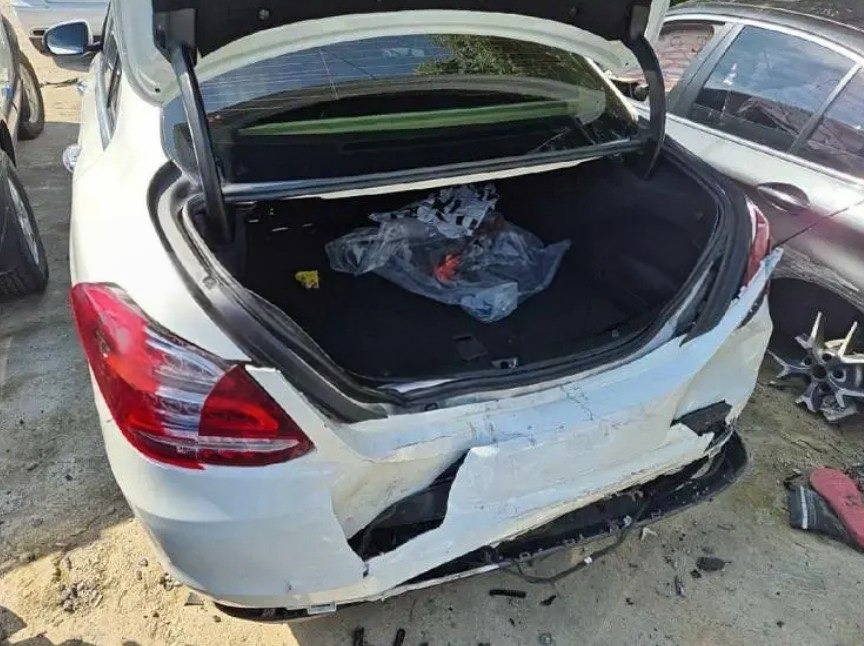 MERCEDES BENZ C 200d