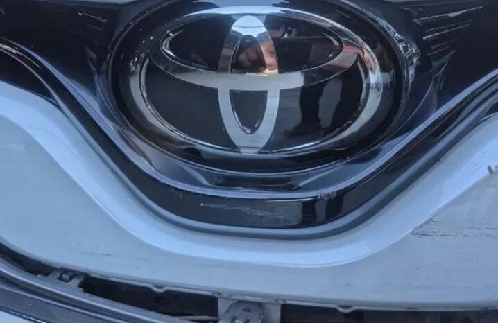 
								TOYOTA CAMRY full									
