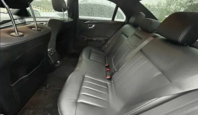 
								MERCEDES BENZ E220 full									