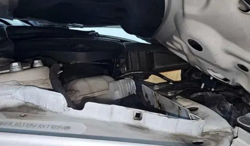 
								BMW 320d Xdrive full									