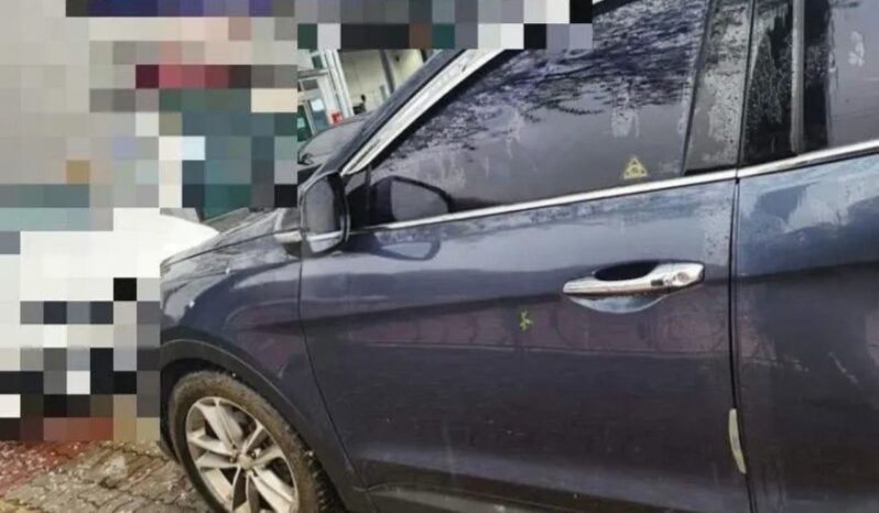 
								HYUNDAI SANTA FE full									