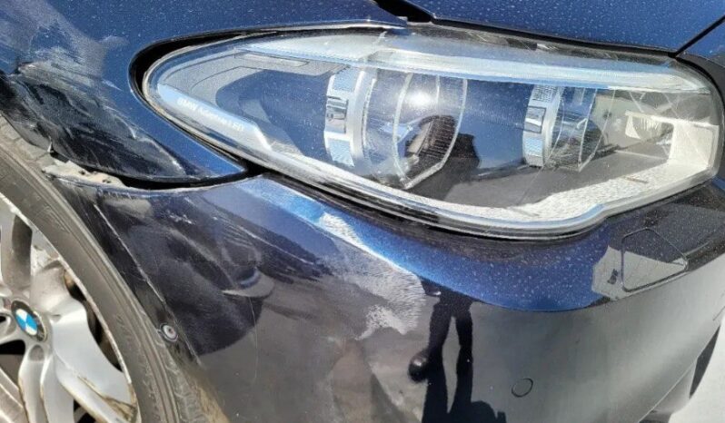 
								BMW 520d Xdrive full									