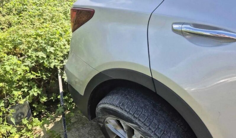 
								HYUNDAI SANTA FE full									