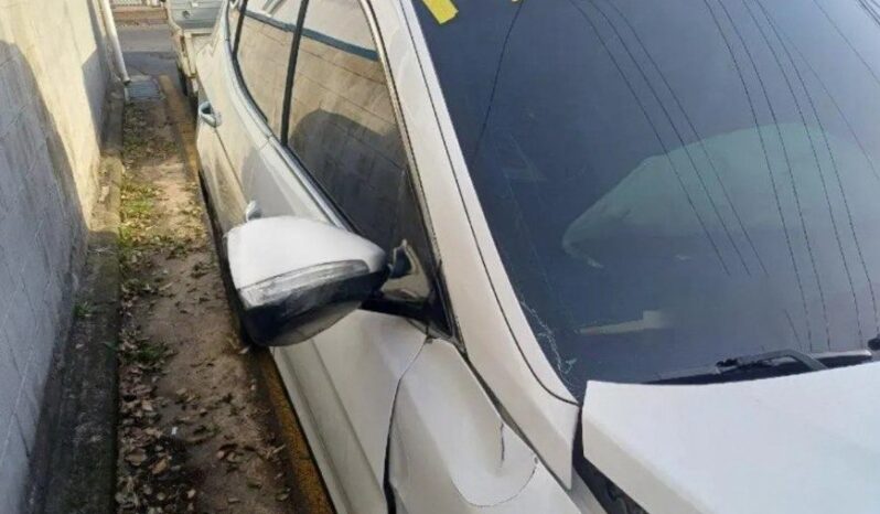 
								HYUNDAI SANTA FE full									