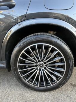 
										MERCEDES BENZ GLC 300 full									