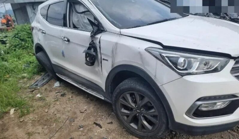 
								HYUNDAI SANTA FE full									
