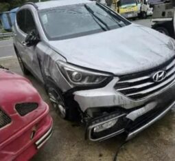 
										HYUNDAI SANTA FE full									