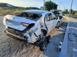 
										TOYOTA CAMRY full									
