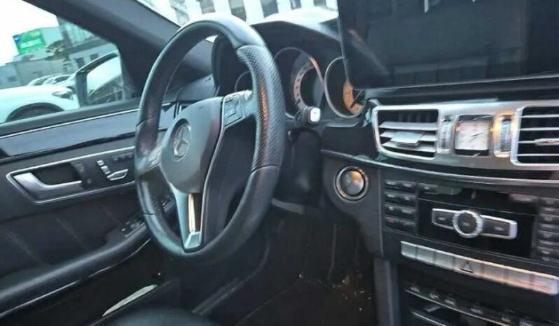 
								MERCEDES BENZ E220 full									