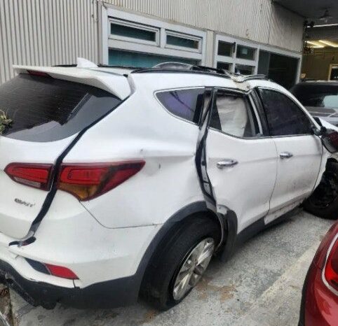
								HYUNDAI SANTA FE full									