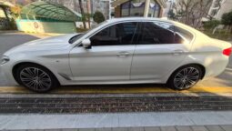 
										BMW 530i M Sport full									