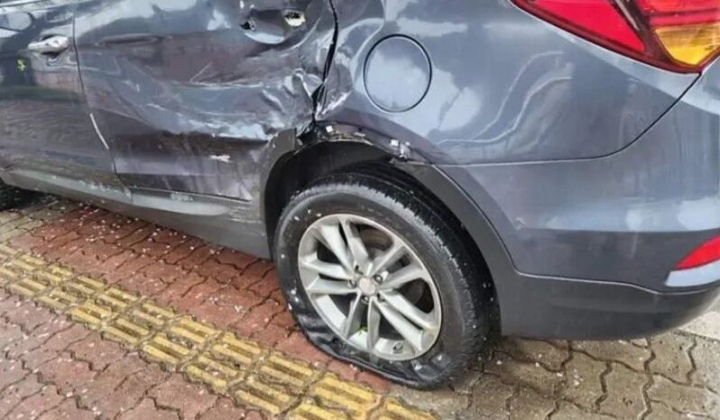 
								HYUNDAI SANTA FE full									