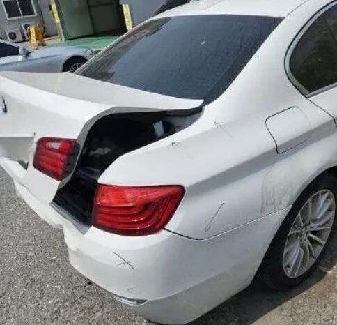 
								BMW 520d Xdrive full									