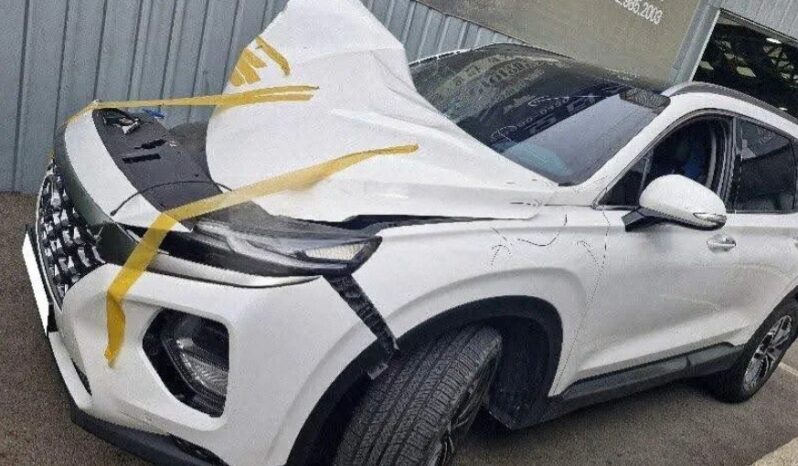 
								HYUNDAI SANTA FE full									