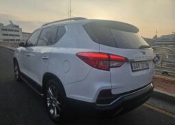 
										SSANG YONG REXTON full									