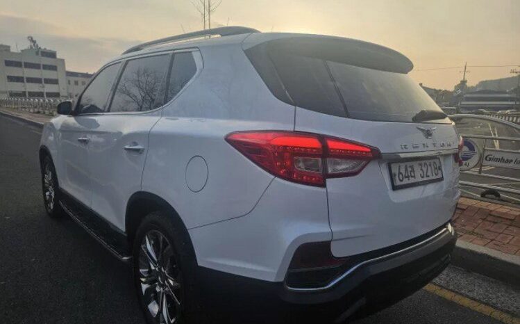 
								SSANG YONG REXTON full									