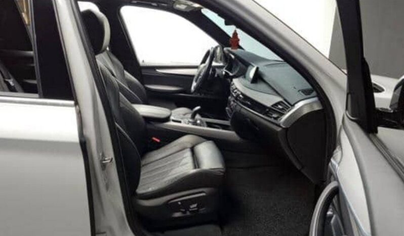 
								BMW X5 xDrive30d M Sport full									