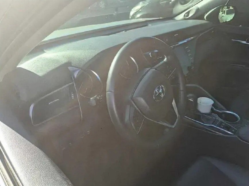 TOYOTA CAMRY HV
