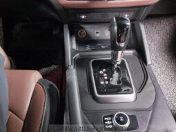 
										SsangYong Rexton full									