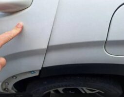 
										HYUNDAI SANTA FE full									