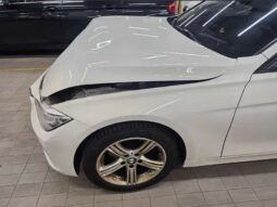 
										BMW 320d Xdrive full									