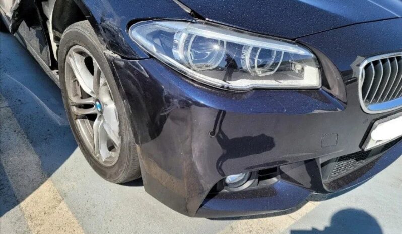 
								BMW 520d Xdrive full									