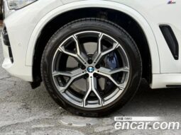 
										BMW X5 xDrive30d full									