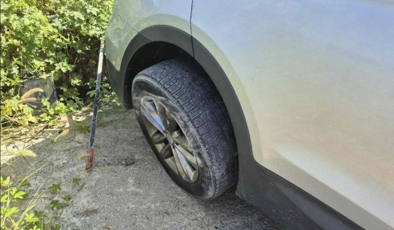 
								HYUNDAI SANTA FE full									