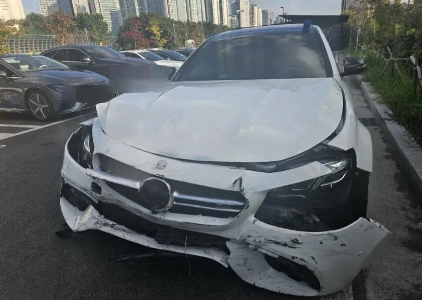 MERCEDES BENZ E 63 AMG 4Matik