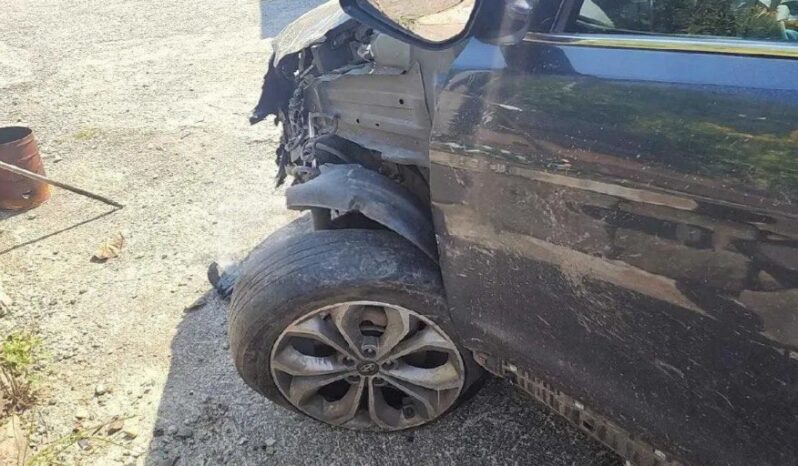 
								HYUNDAI SANTA FE full									
