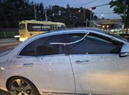 
										MERCEDES BENZ E300 4Matic full									