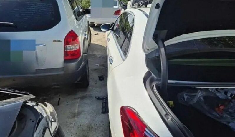 
								MERCEDES BENZ C 200d full									