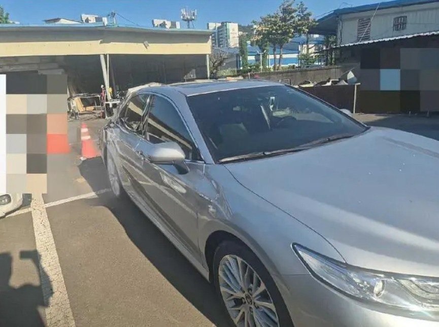 TOYOTA CAMRY HV