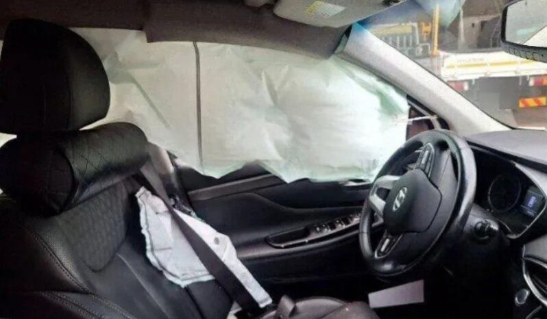 
								HYUNDAI SANTA FE full									