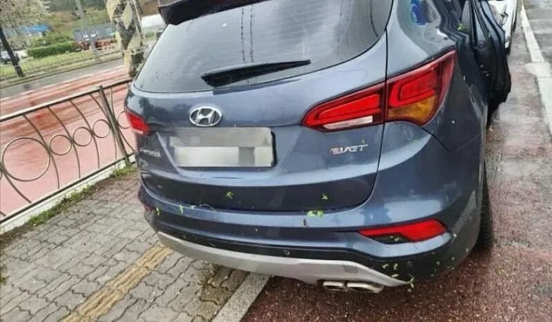 
								HYUNDAI SANTA FE full									