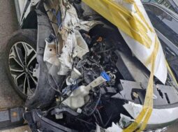 
										HYUNDAI SANTA FE full									