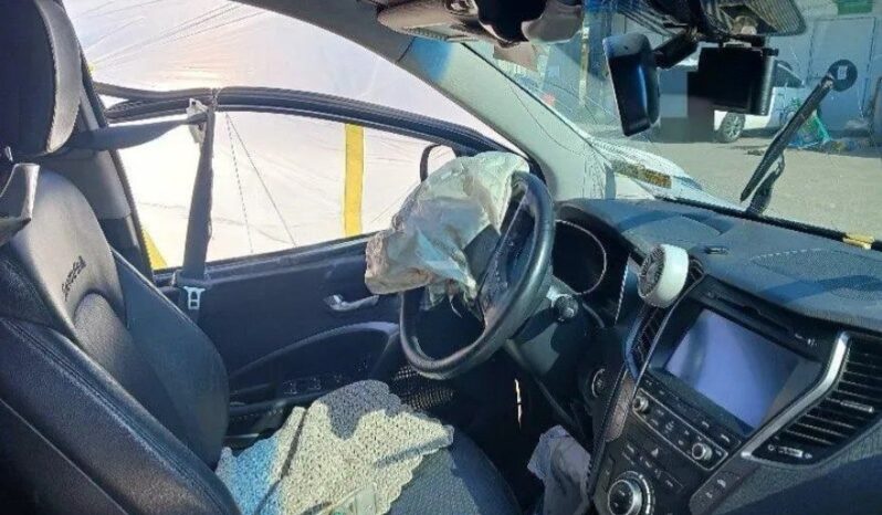 
								HYUNDAI SANTA FE full									