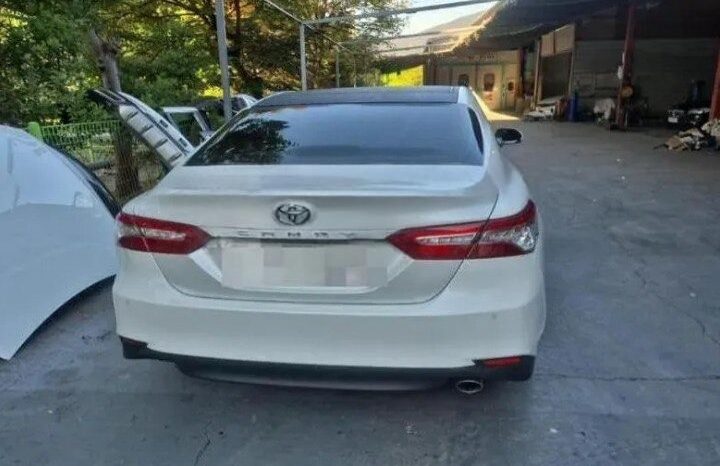 
								TOYOTA CAMRY full									