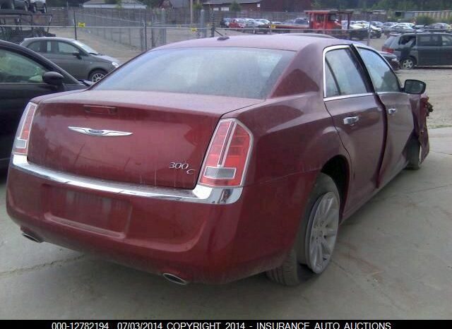 
								2013 Chrysler 300 full									