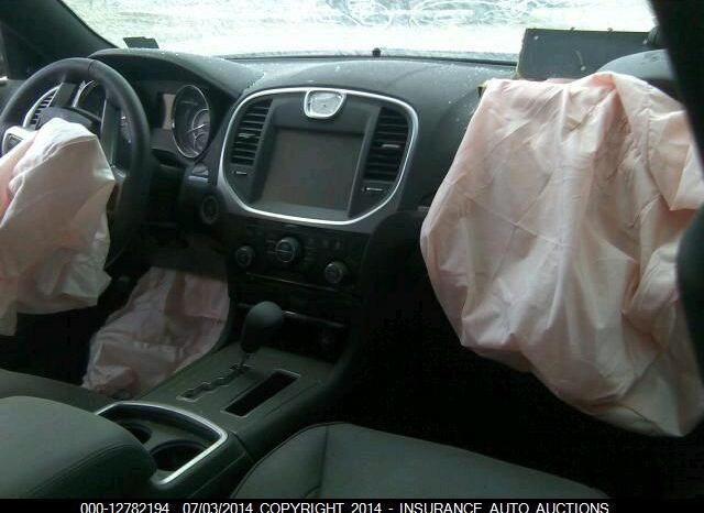 
								2013 Chrysler 300 full									