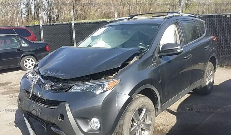 
								2015 Toyota Rav4 full									