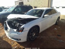 
										2014 Chrysler 300 full									
