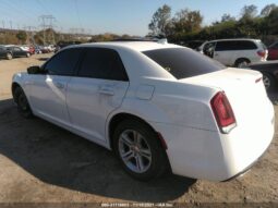 
										2016 Chrysler 300 full									