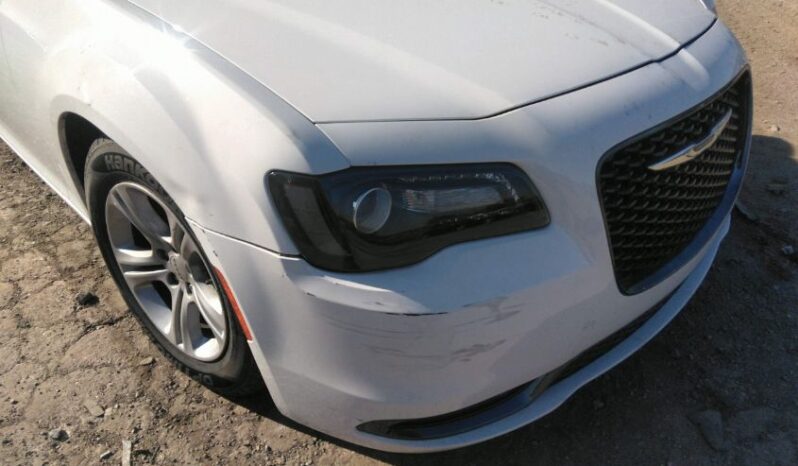 
								2016 Chrysler 300 full									