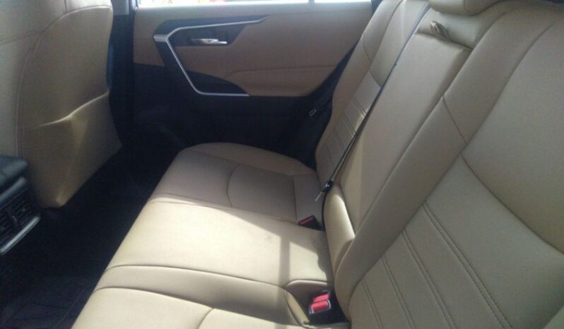 
								2021 Toyota Rav4 full									
