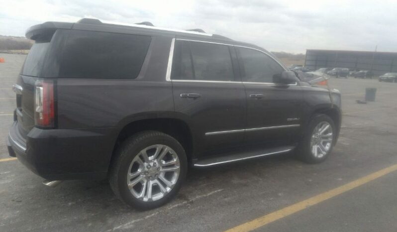 
								2015 Gmc Yukon full									