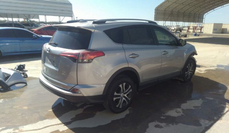 
								2017 Toyota Rav4 full									