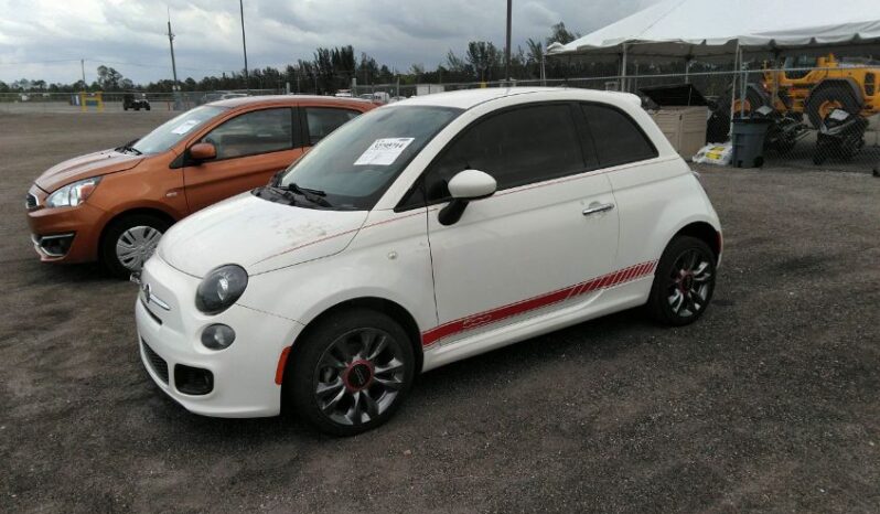 
								2017 Fiat 500 full									